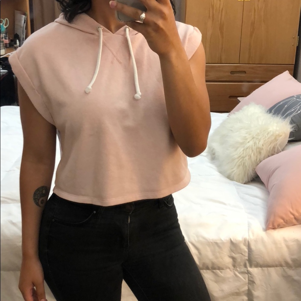 Cropped sleeveless hoodie